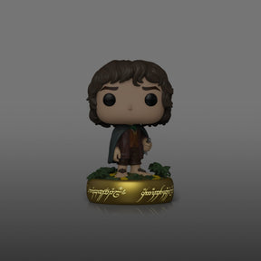 Funko Pop! Frodo Baggins 1832 Glow in the Dark (Bolseiro) - O Senhor dos Anéis - Geek Plus